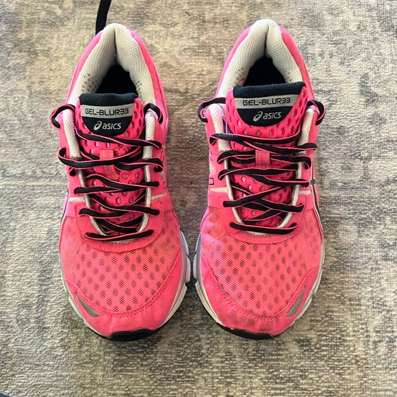 Hot pink ASICS - Picture 1 of 4